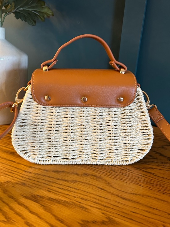 Woven Crossbody with Cognac Leather Trim and Gold Details - Picture 2 of 3